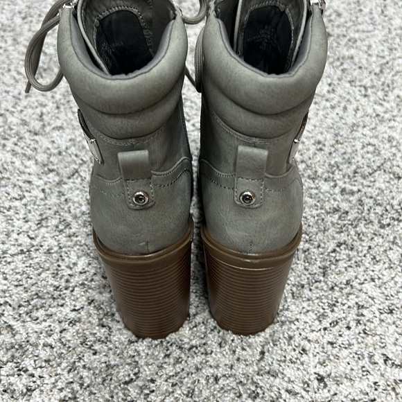 GBG Los Angeles Womens Sheeva Faux Leather Platform Combat & Lace-up Boots - Picture 5 of 6